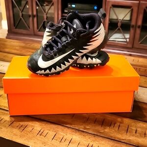Nike Alpha Menace Shark BG Youth Cleats